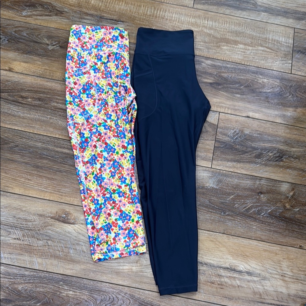 Women’s size L leggings